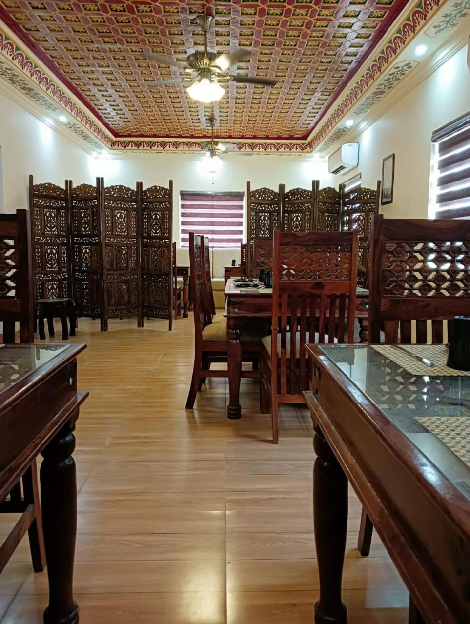 Hotel Vijayvargiya Dhani 比卡内尔 外观 照片